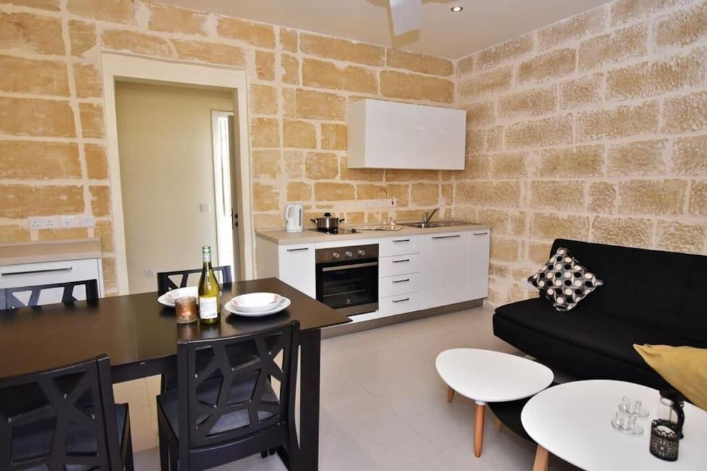 Vallettastay - Lucky Star One Bedroom Apartment 301 エクステリア 写真